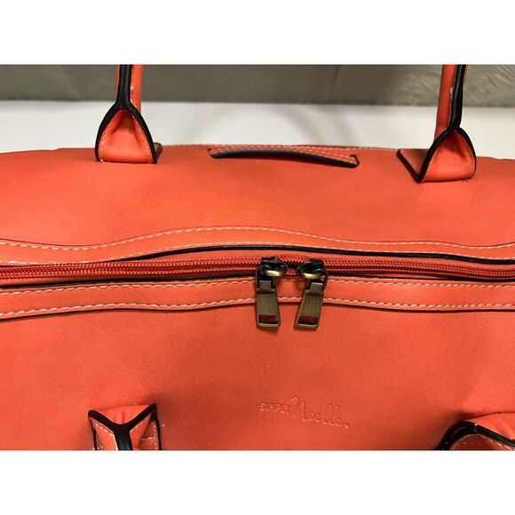 Simply Noelle All Tied Up weekender bag - Picture 7 of 16